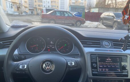 Volkswagen Passat B8 рестайлинг, 2017 год, 2 450 000 рублей, 6 фотография