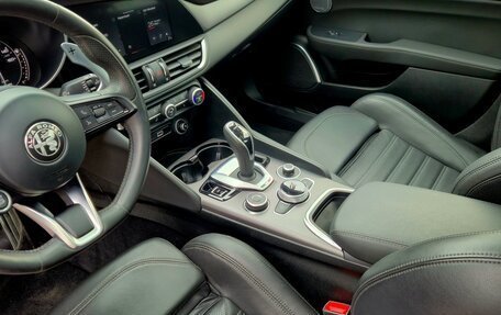 Alfa Romeo Giulia II, 2021 год, 3 750 000 рублей, 19 фотография