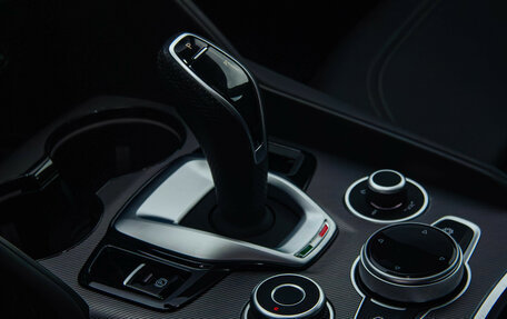 Alfa Romeo Giulia II, 2021 год, 3 750 000 рублей, 21 фотография