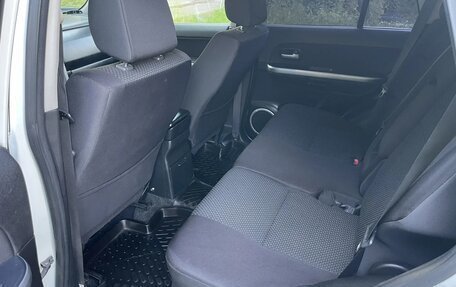 Suzuki Grand Vitara, 2010 год, 1 249 000 рублей, 16 фотография