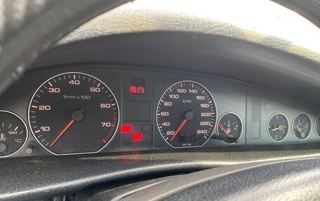 Audi A6, 1995 год, 260 000 рублей, 15 фотография