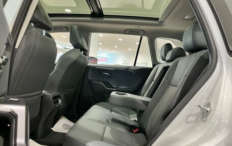 Toyota RAV4, 2026 год, 4 320 000 рублей, 24 фотография