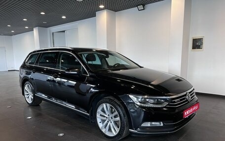 Volkswagen Passat B8 рестайлинг, 2018 год, 1 845 000 рублей, 1 фотография