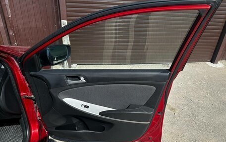 Hyundai Solaris II рестайлинг, 2013 год, 850 000 рублей, 16 фотография
