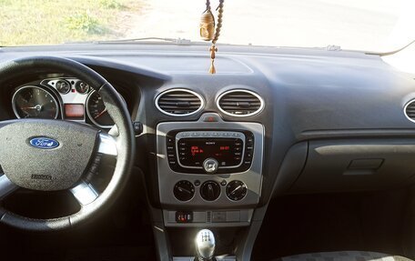 Ford Focus II рестайлинг, 2009 год, 550 000 рублей, 11 фотография