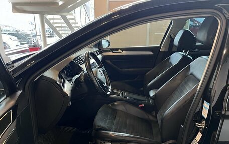 Volkswagen Passat B8 рестайлинг, 2018 год, 1 845 000 рублей, 14 фотография