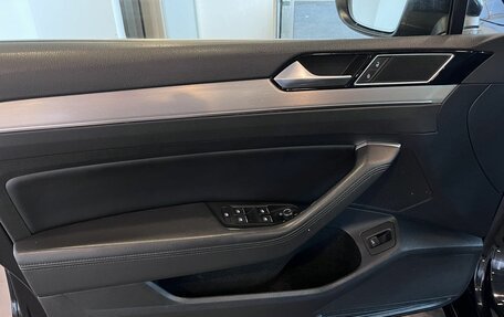 Volkswagen Passat B8 рестайлинг, 2018 год, 1 845 000 рублей, 20 фотография