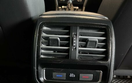 Volkswagen Passat B8 рестайлинг, 2018 год, 1 845 000 рублей, 30 фотография