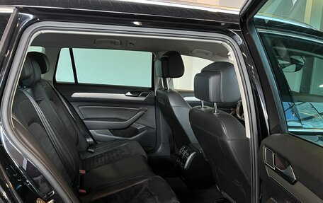 Volkswagen Passat B8 рестайлинг, 2018 год, 1 845 000 рублей, 24 фотография
