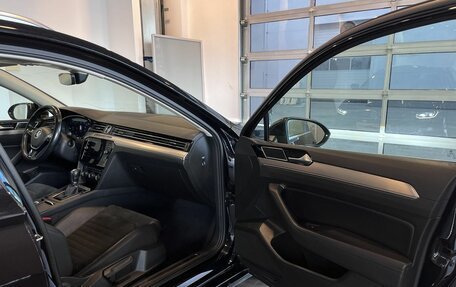 Volkswagen Passat B8 рестайлинг, 2018 год, 1 845 000 рублей, 25 фотография