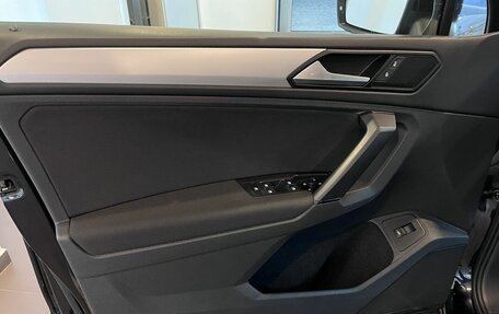 Volkswagen Tiguan II, 2020 год, 2 445 000 рублей, 22 фотография