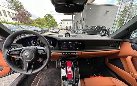 Porsche 911, 2026 год, 37 900 000 рублей, 25 фотография