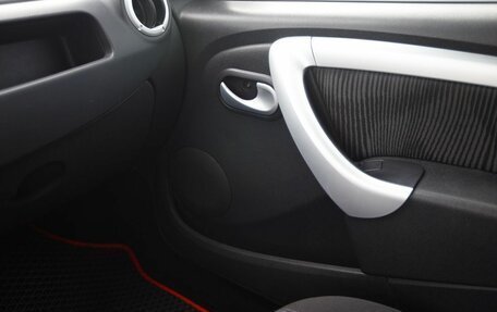 Renault Sandero I, 2011 год, 450 000 рублей, 15 фотография