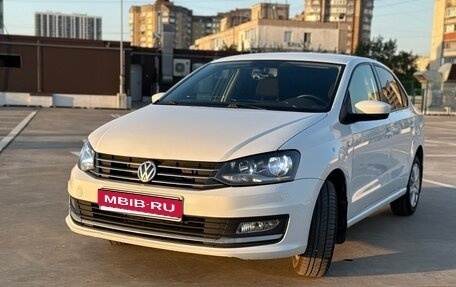 Volkswagen Polo VI (EU Market), 2016 год, 1 080 000 рублей, 1 фотография