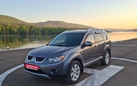 Mitsubishi Outlander III рестайлинг 3, 2008 год, 1 300 000 рублей, 1 фотография