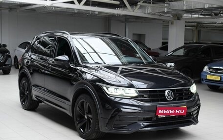 Volkswagen Tiguan II, 2020 год, 3 650 000 рублей, 1 фотография