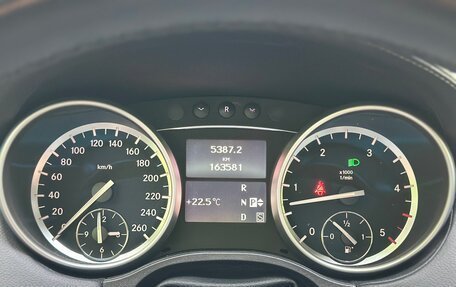 Mercedes-Benz GL-Класс, 2011 год, 2 250 000 рублей, 22 фотография