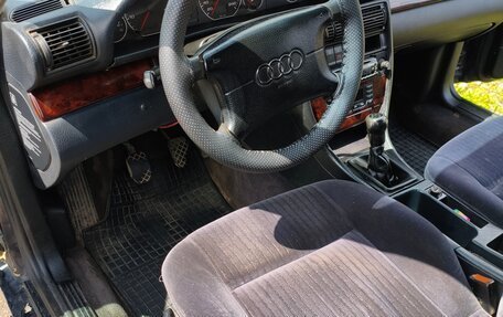 Audi A6, 1996 год, 180 000 рублей, 12 фотография