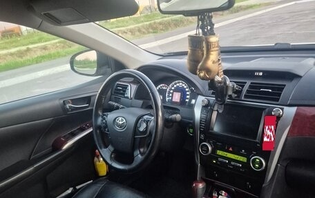 Toyota Camry, 2014 год, 1 520 000 рублей, 10 фотография