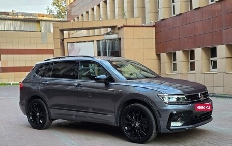Volkswagen Tiguan II, 2020 год, 3 190 000 рублей, 6 фотография