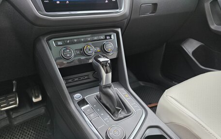 Volkswagen Tiguan II, 2020 год, 3 190 000 рублей, 23 фотография