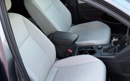 Volkswagen Tiguan II, 2020 год, 3 190 000 рублей, 36 фотография