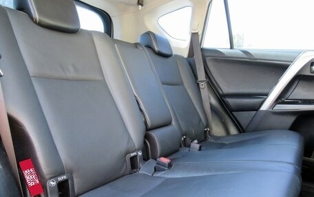 Toyota RAV4, 2015 год, 2 375 000 рублей, 10 фотография