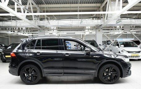 Volkswagen Tiguan II, 2020 год, 3 650 000 рублей, 8 фотография
