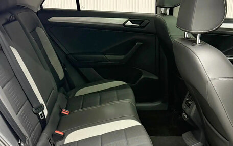 Volkswagen T-Roc I, 2023 год, 1 599 004 рублей, 10 фотография