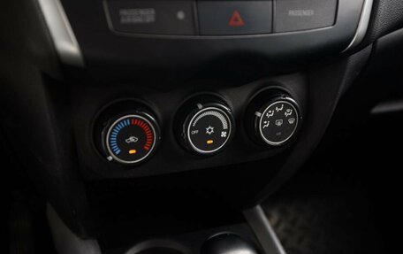 Mitsubishi ASX I рестайлинг, 2012 год, 940 000 рублей, 11 фотография