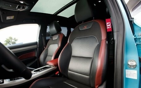 Geely Coolray I, 2022 год, 1 800 000 рублей, 10 фотография