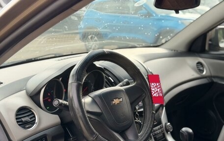 Chevrolet Cruze II, 2014 год, 730 000 рублей, 9 фотография