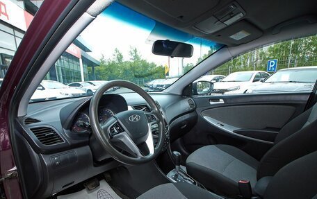 Hyundai Solaris II рестайлинг, 2013 год, 819 000 рублей, 10 фотография