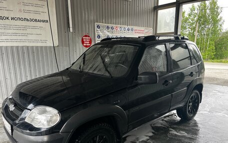 Chevrolet Niva I рестайлинг, 2012 год, 550 000 рублей, 3 фотография