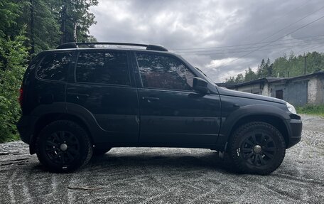 Chevrolet Niva I рестайлинг, 2012 год, 550 000 рублей, 7 фотография