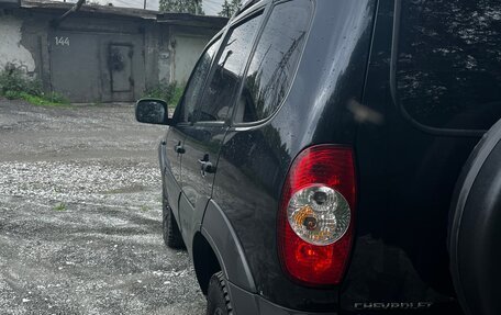 Chevrolet Niva I рестайлинг, 2012 год, 550 000 рублей, 11 фотография