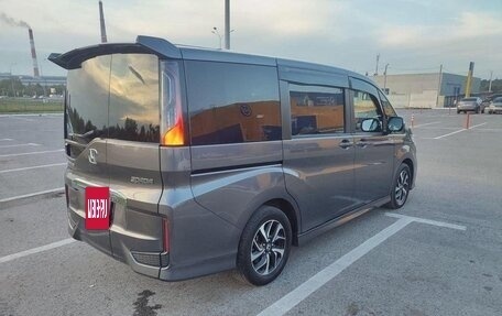 Honda Stepwgn IV, 2021 год, 1 960 000 рублей, 4 фотография