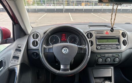 Volkswagen Tiguan I, 2009 год, 900 000 рублей, 13 фотография