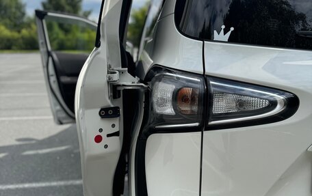 Toyota Sienta II, 2018 год, 1 300 000 рублей, 11 фотография