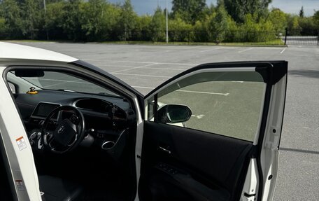 Toyota Sienta II, 2018 год, 1 300 000 рублей, 13 фотография