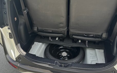 Toyota Sienta II, 2018 год, 1 300 000 рублей, 25 фотография