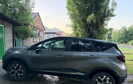 Renault Kaptur I рестайлинг, 2019 год, 901 000 рублей, 2 фотография