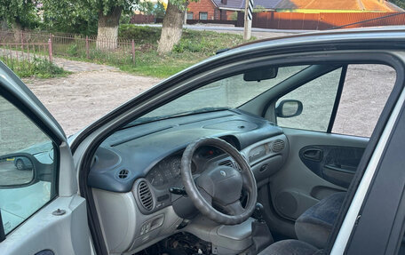 Renault Scenic III, 2000 год, 160 000 рублей, 3 фотография