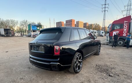 Rolls-Royce Cullinan, 2026 год, 67 000 000 рублей, 6 фотография
