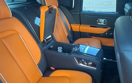 Rolls-Royce Cullinan, 2026 год, 67 000 000 рублей, 10 фотография