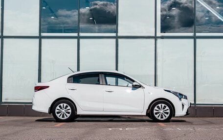 KIA Rio IV, 2021 год, 1 840 000 рублей, 8 фотография