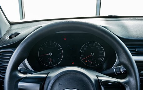 KIA Rio IV, 2021 год, 1 840 000 рублей, 15 фотография