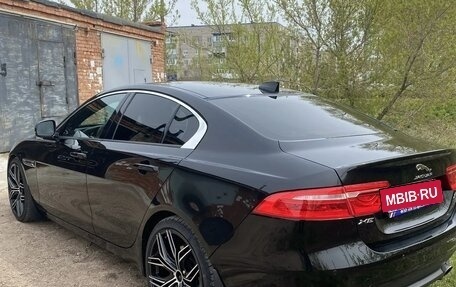 Jaguar XE I рестайлинг, 2018 год, 1 950 000 рублей, 9 фотография