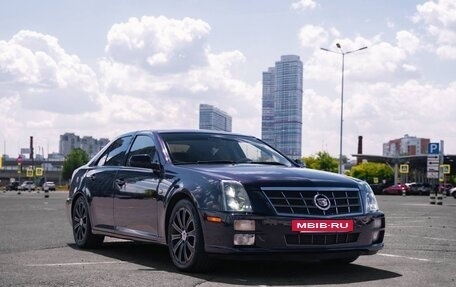 Cadillac STS I рестайлинг, 2005 год, 1 000 000 рублей, 11 фотография