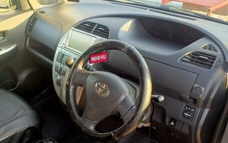 Toyota Ractis I, 2010 год, 675 000 рублей, 7 фотография
